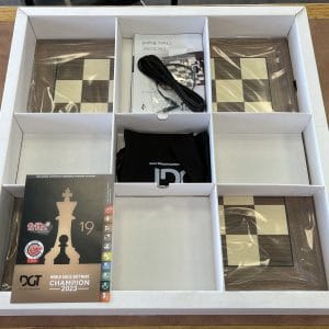 Electronic Chess Set - Plastic E-Pieces & e-Board Without Indices - Image 2